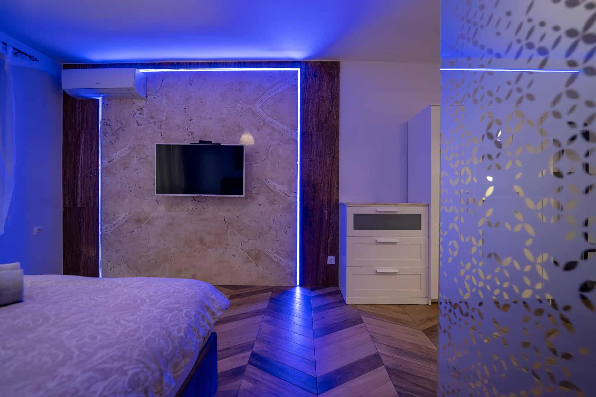 Monolocale - apartment in Studentski Grad, Sofia - image 1