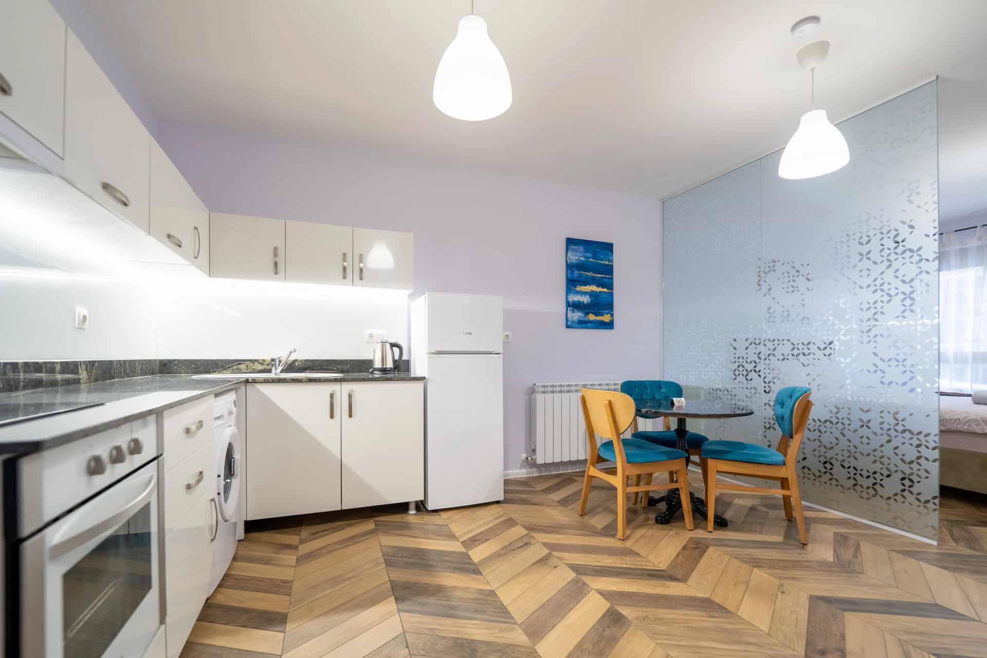 Monolocale - apartment in Studentski Grad, Sofia - image 2