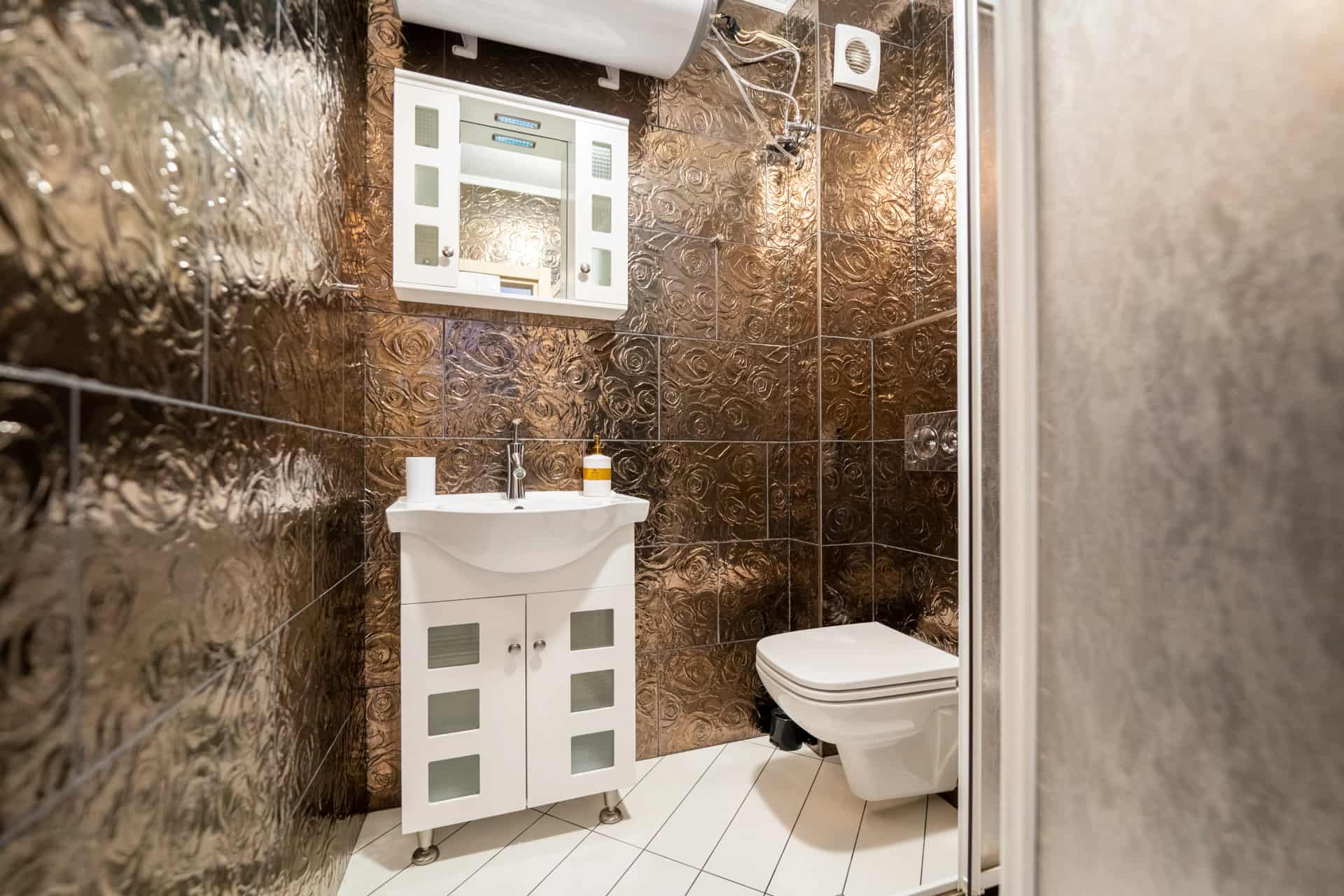 Studio - apartment in Studentski Grad, Sofia - image 9