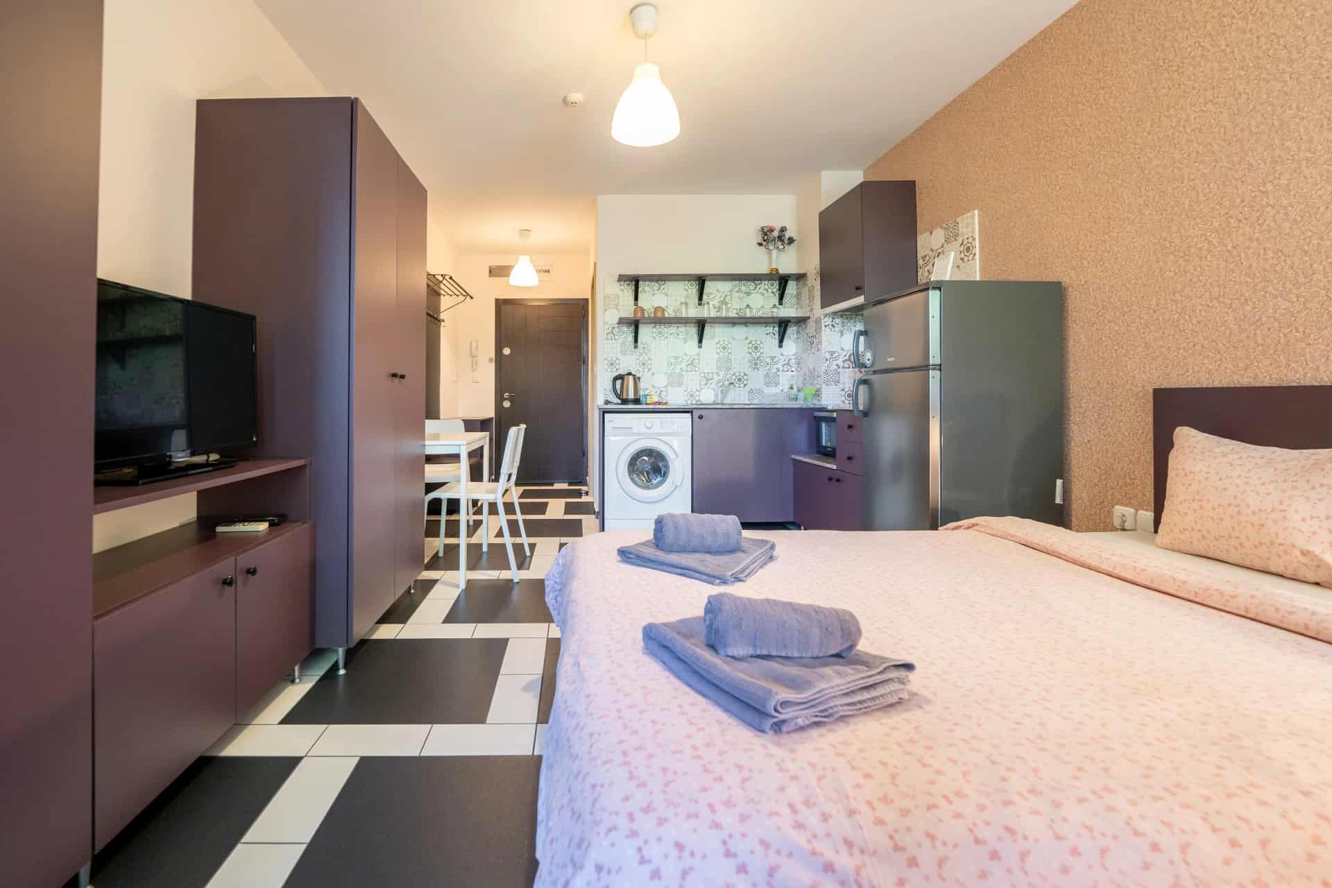 Studio - apartment in Studentski Grad, Sofia - image 7