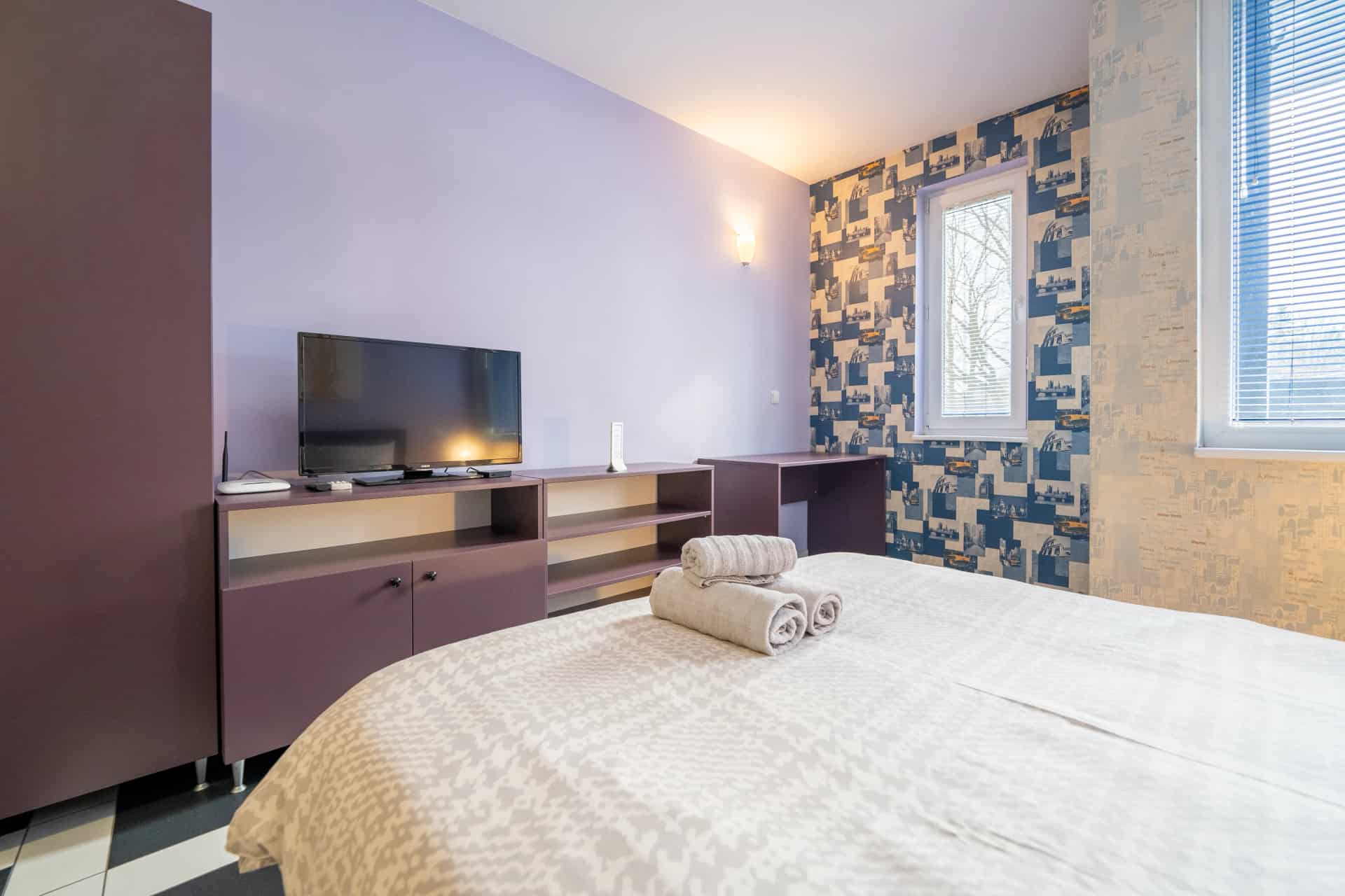 Studio - apartment in Studentski Grad, Sofia - image 4