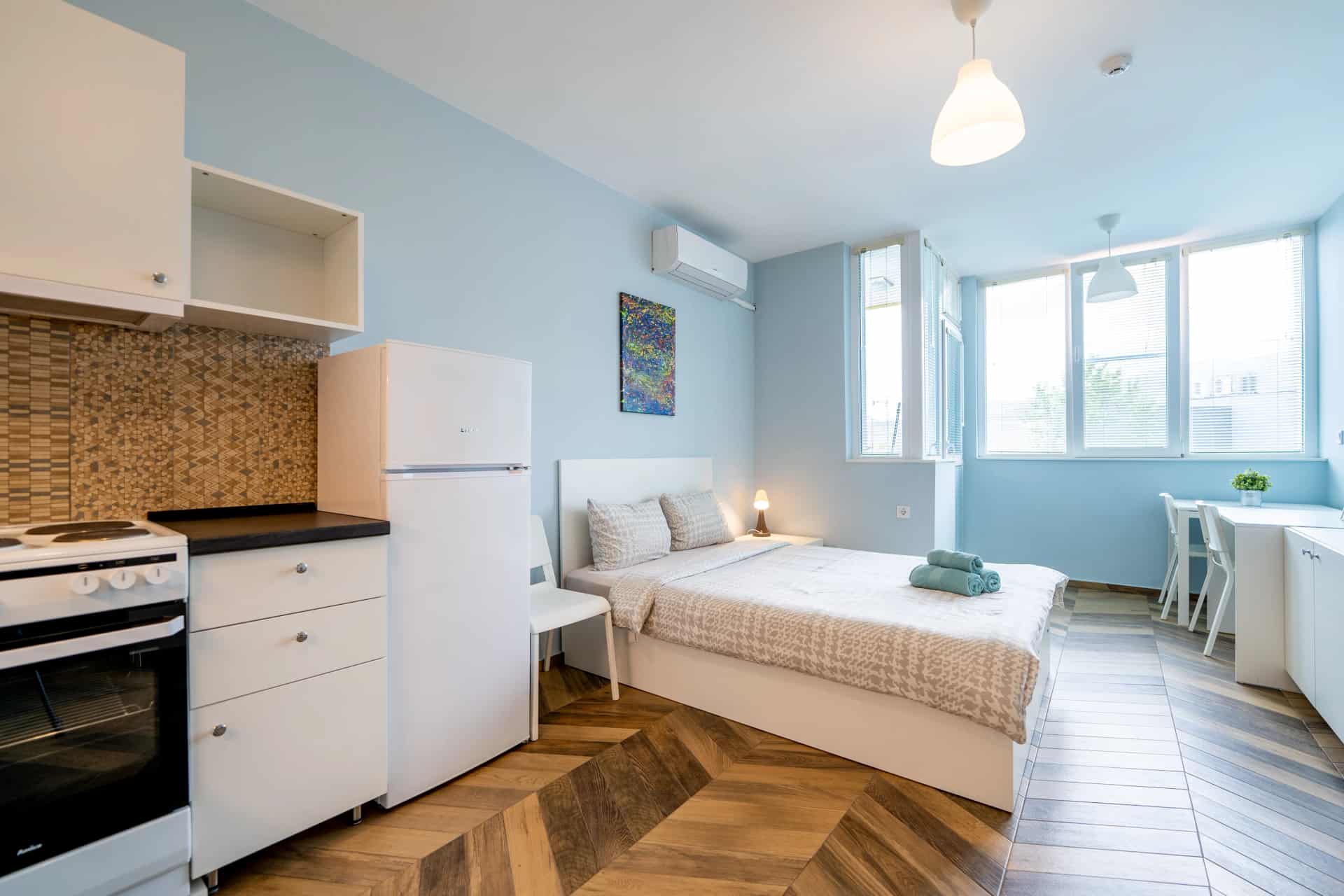 Studio - apartment in Studentski Grad, Sofia - image 3